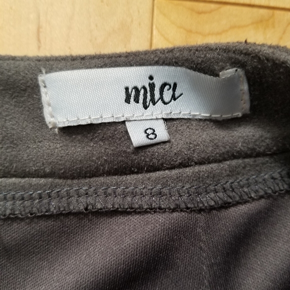 Mice charcoal suede-like mini skirt EUC - Picture 2 of 2